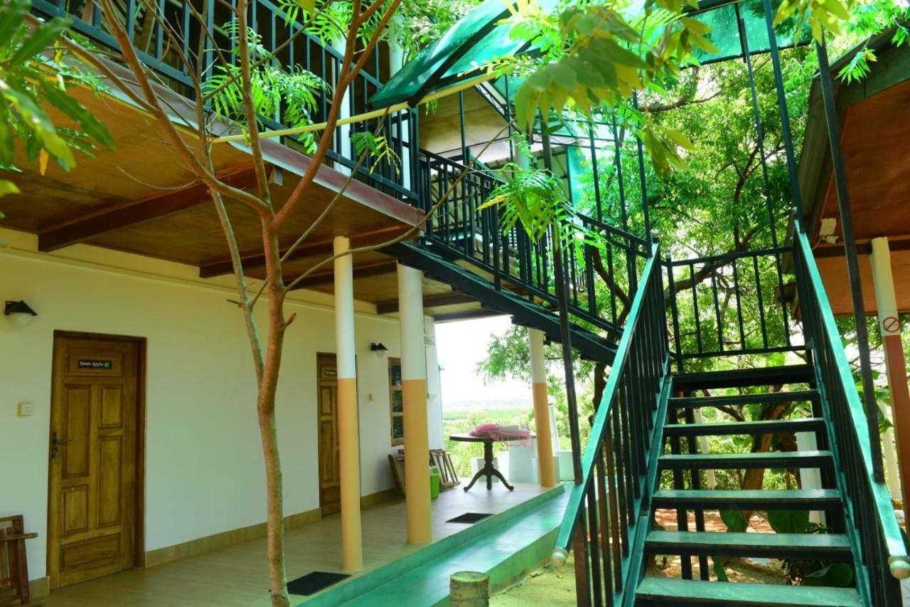 Sunntop Cabana Trincomalee Esterno foto