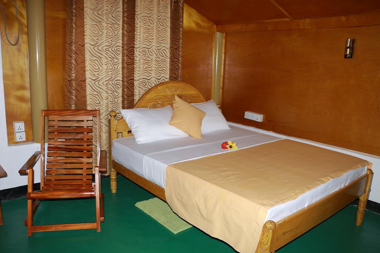 Sunntop Cabana Trincomalee Esterno foto