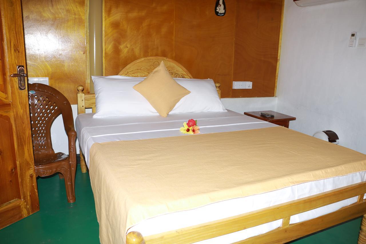 Sunntop Cabana Trincomalee Esterno foto