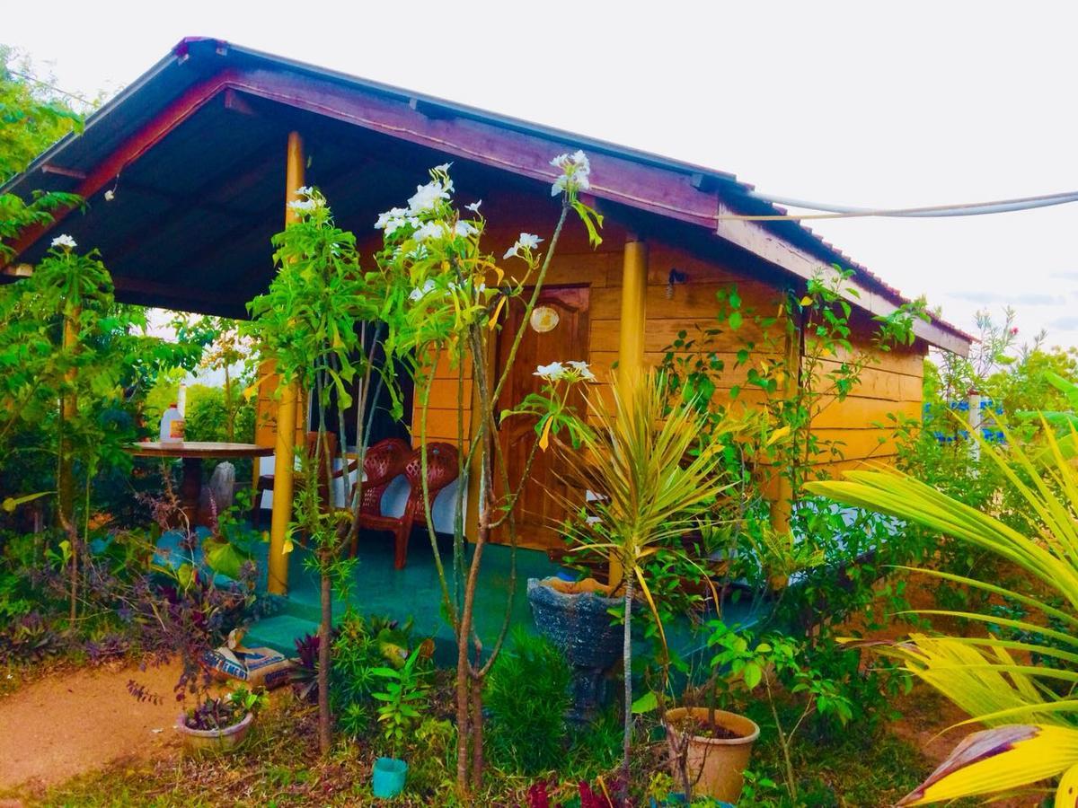 Sunntop Cabana Trincomalee Esterno foto