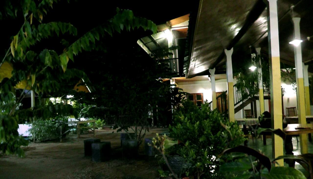 Sunntop Cabana Trincomalee Esterno foto
